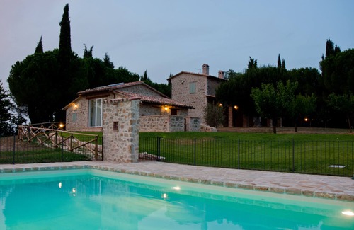 Gualdo Cattaneo Villa | Stunning villa with private pool, patio and large garden