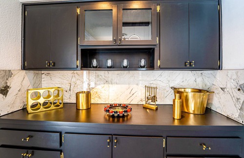 Pembroke Pines Villa | Stunning Villa w/Gameroom Hot Tub, Pool Near Beach