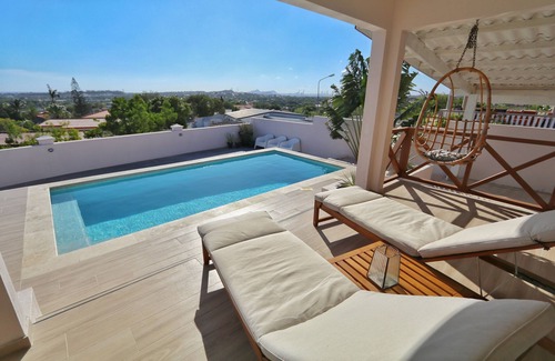 Willemstad Villa | Stunning Villa with panoramic view & private pool