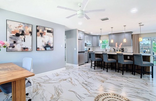Tampa Shores House | Stunning Waterfront Resort-style Experience!