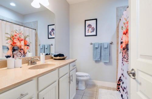 West End House | Stunning West end Condo - close to everything Nashville has to offer!