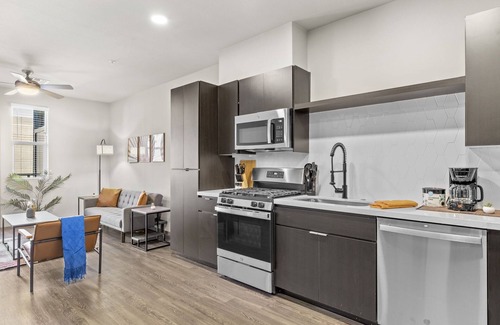 Glendale Sports and Entertainment District Apartment | Stunning Westgate CozySuites by stadium with pool 11
