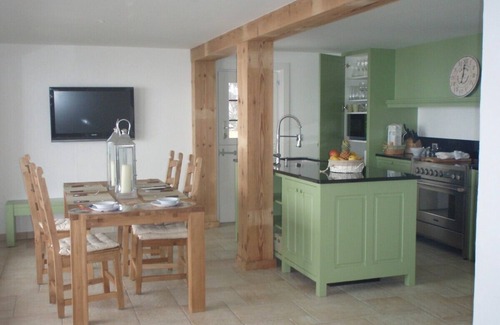 Gryon Ski Chalet | Stunningly beautiful 3 Bedroom Newly Refurbished Ski Chalet (Built 1769)