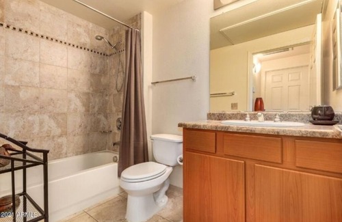 North Mountain Condo | Stunningly Furnished 2 Bedroom Condo with Mountains Views and Resort Amenities