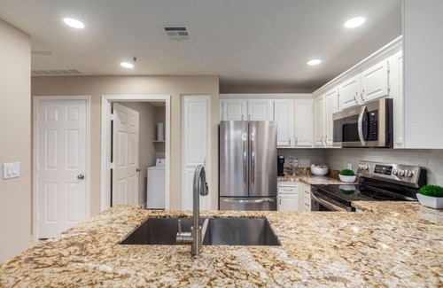 Central Scottsdale Apartment | Stunningly Gorgeous Condo