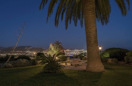 Saint Pierre de Feric Villa | Stunningvilla, Magic Garden, Solar Heated Pool,outdoor Jacuzzi Panorama sea View