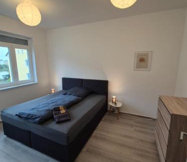 Vogelsang Apartment | Stuttgart Skyline - 3 Schlafzimmer