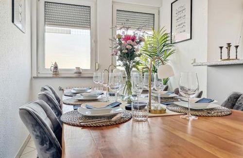Rathaus Apartment | Stuttgart whirlpool & terrace