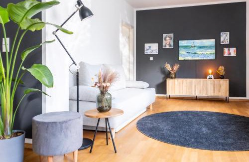 Memmingen Apartment | stycoz - Modernes Loft - 80 m2 - Küche - Parken