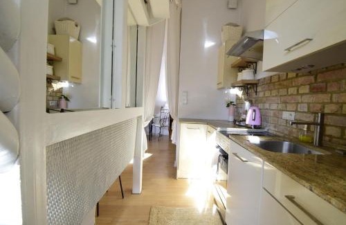 Poznan City Center Apartment | Style & Center Spot