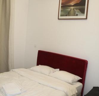Quartier des Grandes-Carrieres Hotel | STYLE HOTEL