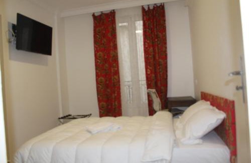 Quartier des Grandes-Carrieres Hotel | STYLE HOTEL