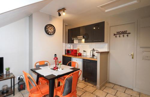 Blois Apartment | Style Industriel Aux Bords de la Loire