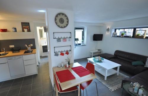 Meissen Apartment | Stylische FeWo in Meißen (Nähe Elbe, eigener Eingang, EG, Terrasse)