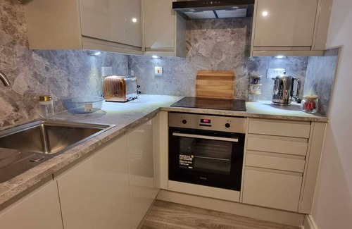 Wakefield Apartment | Stylish 1-Bed Apart Wakefield