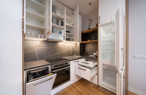 Jurmala Apartment | Stylish 1-bedroom apartment – 100m to the beach