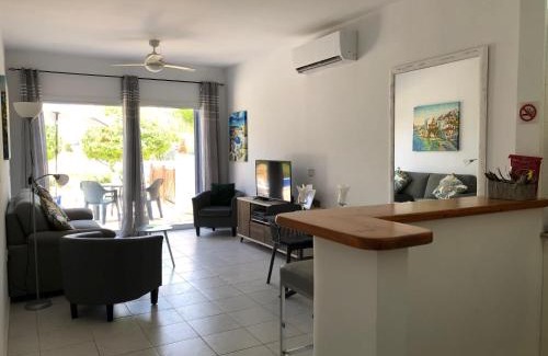 Paphos Apartment | Stylish 1 bedroom apartment in Limnaria Gardens