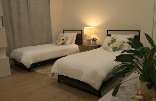 Botany Apartment | Stylish 1Bedroom Apartment with Study and Parking Near Sydney Airport