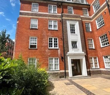 Pimlico Apartment | Stylish 1BR, 15 mins to Buckingham Palace, Central London