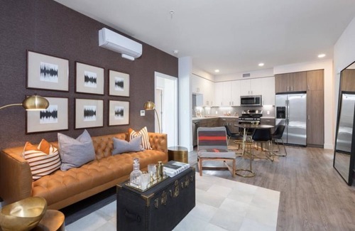 Menlo Park Condo | Stylish 1BR at Roen Menlo Park – Pool & BBQ