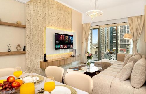 Downtown Dubai Apartment | Stylish 1BR DOWNTOWN Apartment with BALCONY - NEXT TO DUBAI MALL & BURJ KHALIFA
