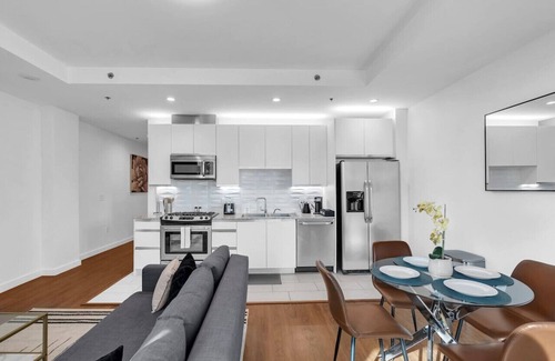Downtown Tulsa Apartment | Stylish 1BR Retreat + Gym Near Downtown Tulsa
