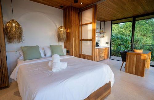 Santiago House | Stylish 1BR Stunning Balcony Views