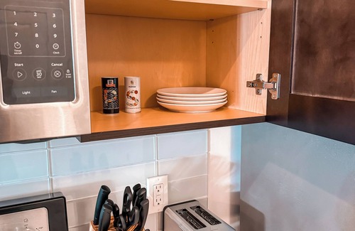 North Buckhead Apartment | Stylish 1BR Unit - Stunning Views - Prime Buckhead Location