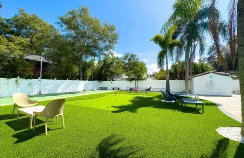 Clearwater Apartment | Stylish 1K unit with community pool