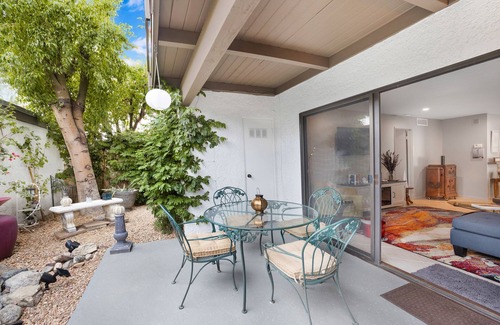 Canyon Corridor Condo | Stylish 2/2 Ground Level Condo in South Palm Springs