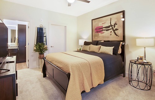 Fort Worth Condo | Stylish 2.2 near DT Fort Worth Dickies Arena & The Stockyards