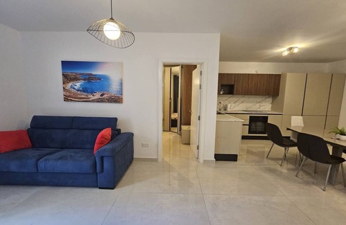 Sliema Apartment | Stylish 2-Bedroom Apartment at Sliema Ferry Tignes