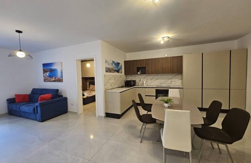Sliema Apartment | Stylish 2-Bedroom Apartment at Sliema Ferry Tignes
