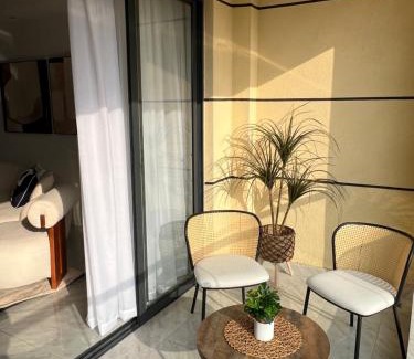 Kilimani Apartment | Stylish 2-Bedroom Apartment with Pool in Kilimani
