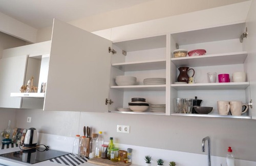 Bagcilar Apartment | Stylish 2 Bedroom Apt with amazing view Pool/Wifi