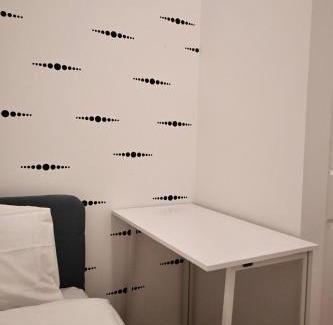 Fleetwood Apartment | Stylish 2-Bedroom Condo - Premium Comfort, Central Location