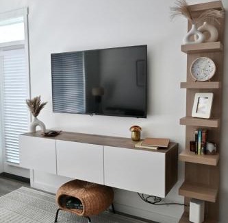 Fleetwood Apartment | Stylish 2-Bedroom Condo - Premium Comfort, Central Location