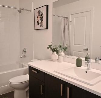 Fleetwood Apartment | Stylish 2-Bedroom Condo - Premium Comfort, Central Location