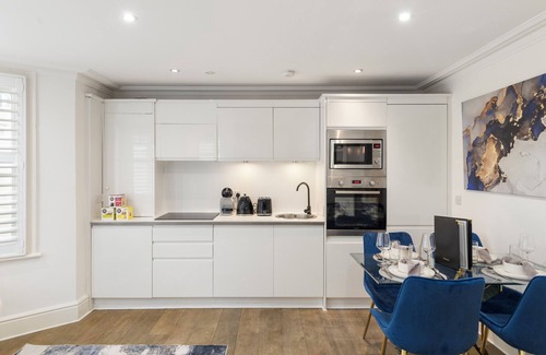 Tachbrook Apartment | Stylish 2/Bedroom flat in Prime London Location