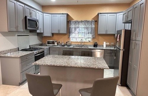 Crooked River House | Stylish 2-Bedroom Retreat in Crooked River