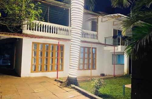 Lonavala Villa | Stylish 2-Bedroom Villa