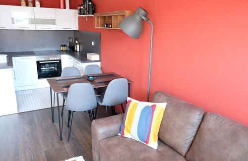 Markkleeberg Apartment | Stylish 2-room apartment with many extras!