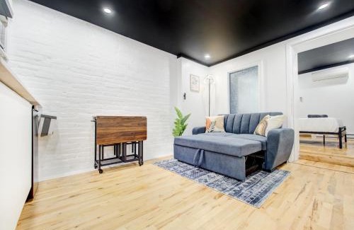 Hochelaga Apartment | Stylish-24 1-Bedroom in HoMa Montreal