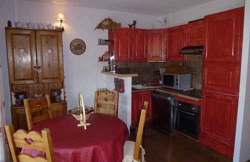 Isola Apartment | Stylish 2BR Apartment in Mountain Resort with Ski-in/Ski-out Access