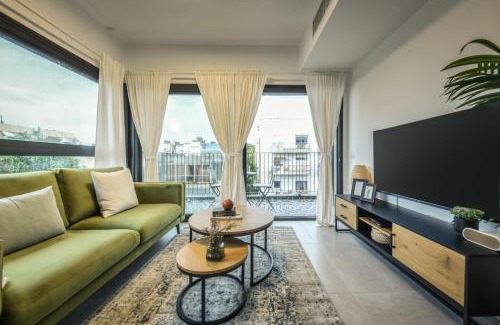 Old North Apartment | Stylish 2BR Apt w Balcony 5 min From Tel Aviv Port