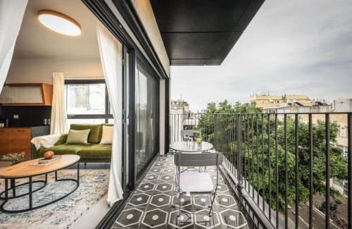 Old North Apartment | Stylish 2BR Apt w Balcony 5 min From Tel Aviv Port