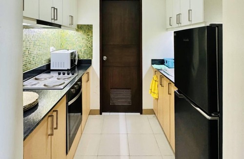 Iloilo Condo | Stylish 2BR Condo in LaFayette Park Square