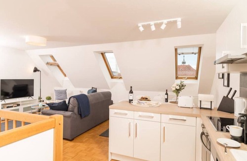 Lend Apartment | Stylish 2BR for Families in Graz
