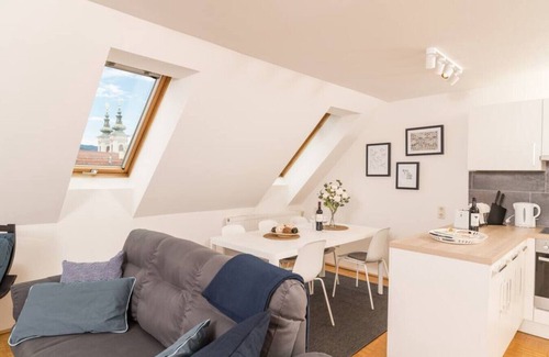 Lend Apartment | Stylish 2BR for Families in Graz