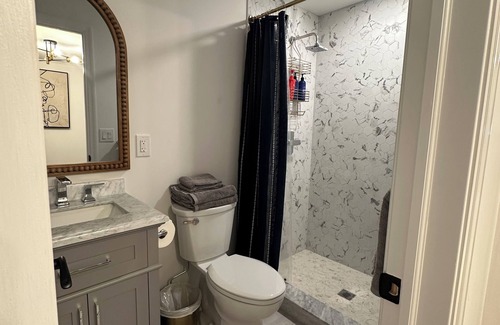 Stony Brook House | Stylish 2BR House Near Stony Brook University and shopping, fully renovated